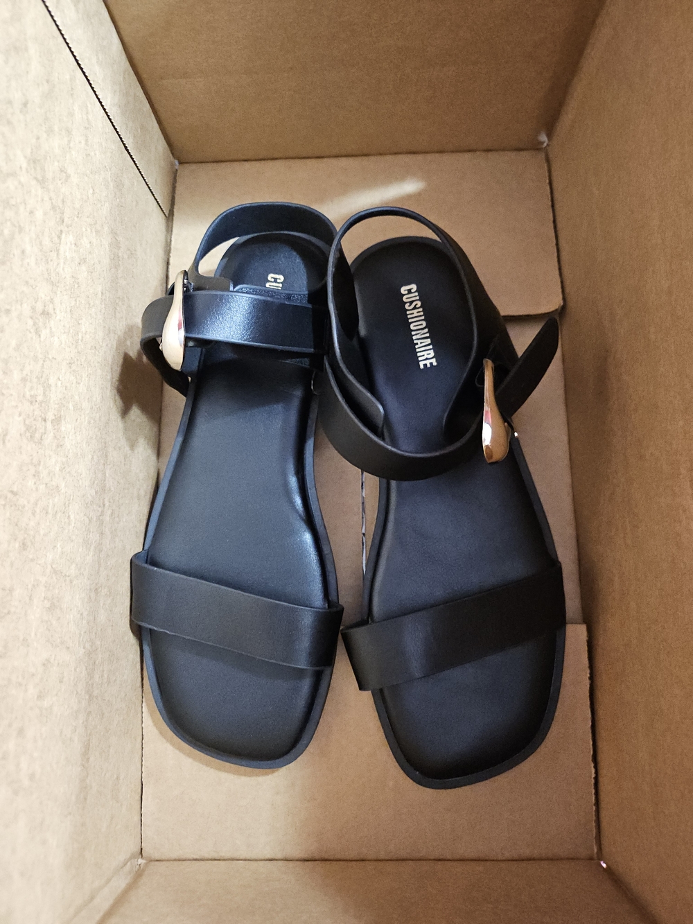 Cushionaire Black Strap Sandals Size 7 M Nwt
